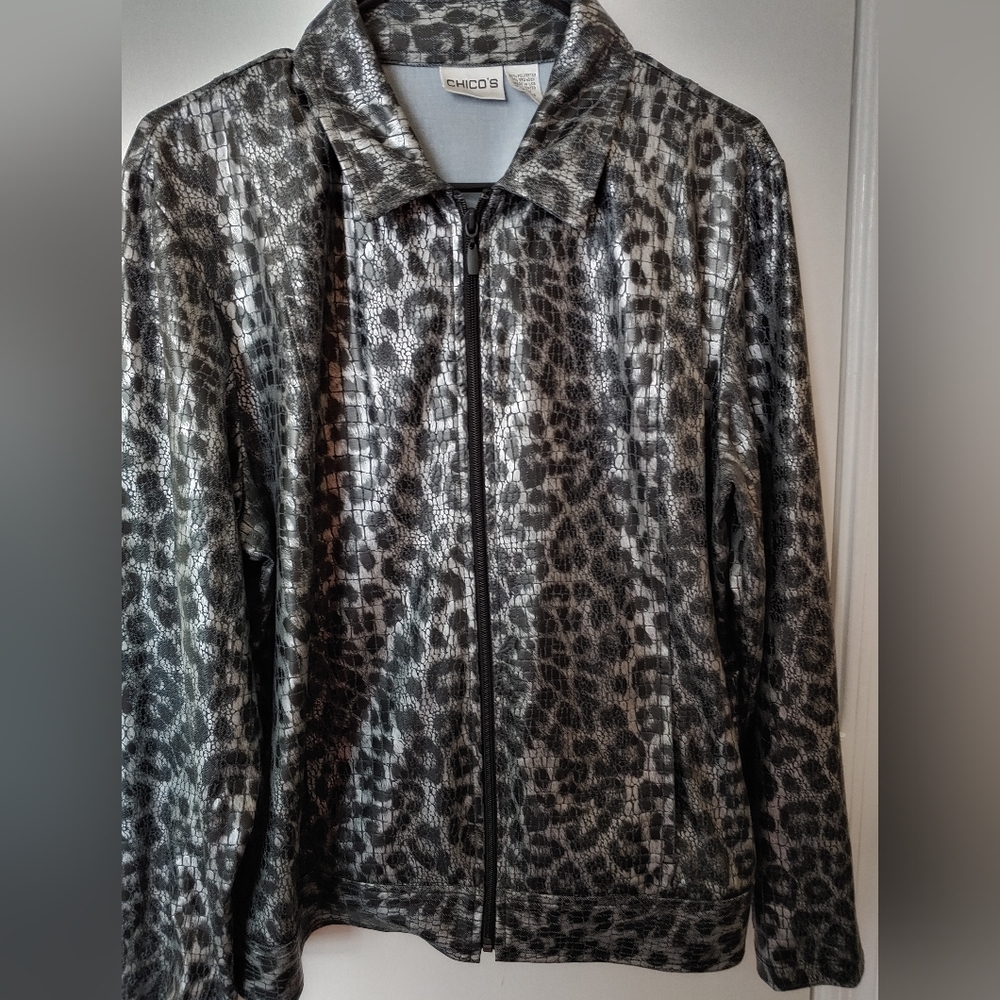 Chico's jacket size 3